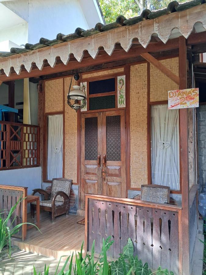 Diana'S Homestay Banyuwangi  Exteriör bild